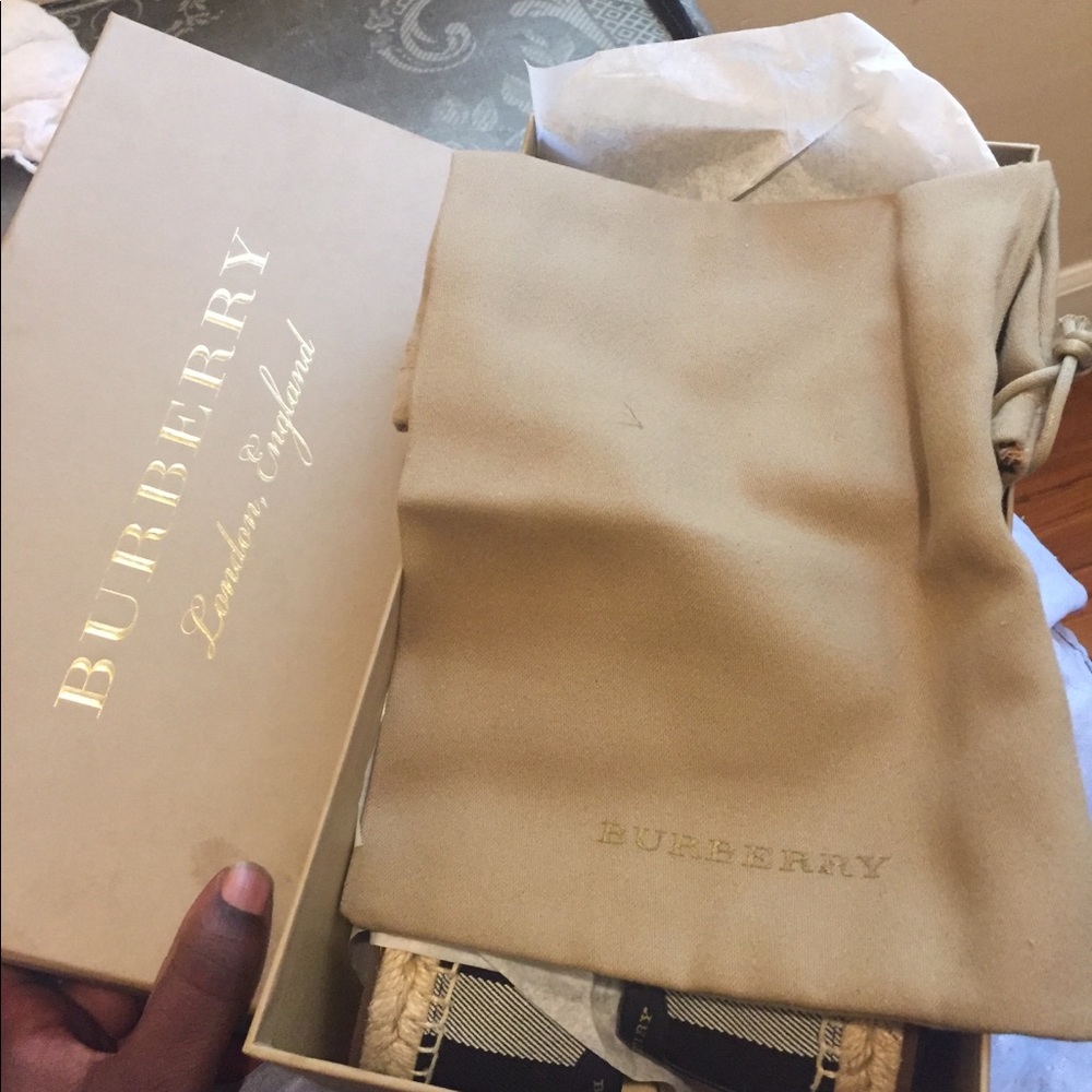 Burberry shoes